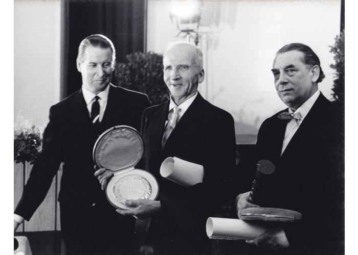 Preisverleihung Fritz Brill 1960, v.l.n.r.: Dr. Gerhard Schröder, Albert Renger-Patzsch, Fritz Brill